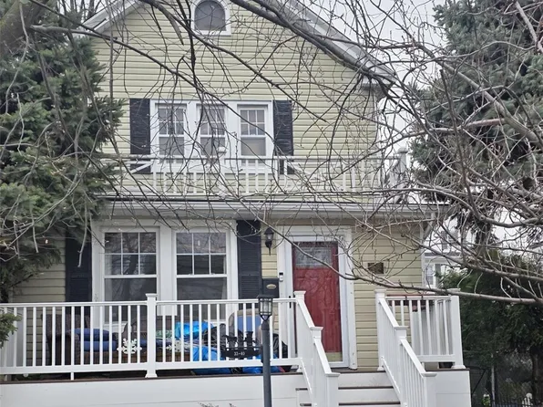 33-40 170th Street, Flushing, NY 11358