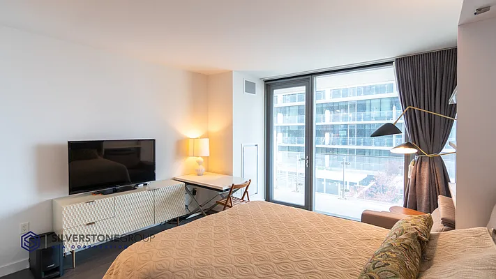 Rented by Silverstone Group USA Corp. | media 16