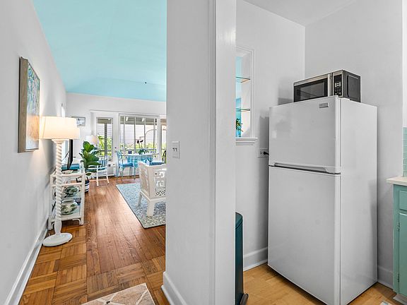 2nd image of 424 Chilean Ave APT 4