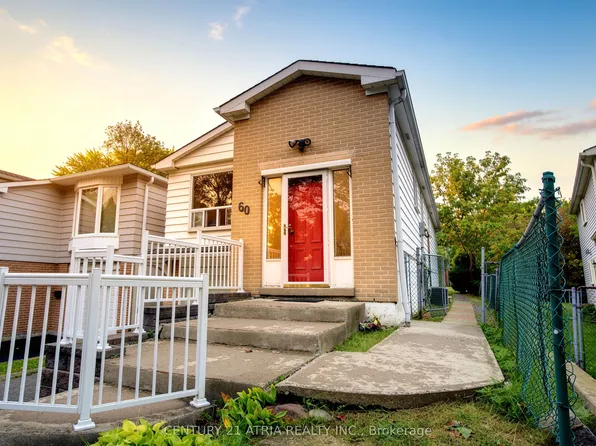 60 Snowshoe Cres, Markham, ON L3T 4M6