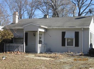 1206 Wilson St, Sterling, IL 61081