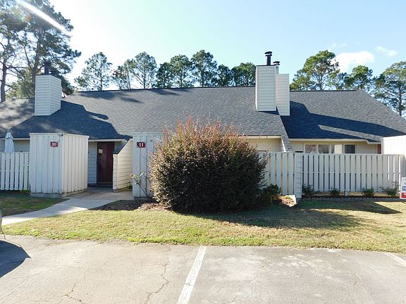 2nd image of 11 Pillory Cir