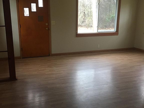 4th image of 206 Verona St