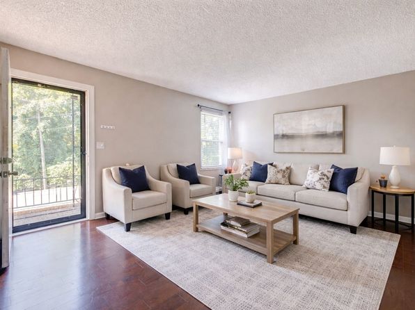 110 Bellevue Rd APT 11