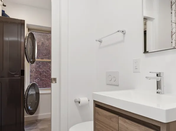 525 East 89th Street 4HJ image 12 of 13