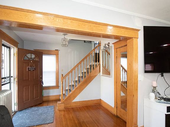 2nd image of 22 Homer Ave