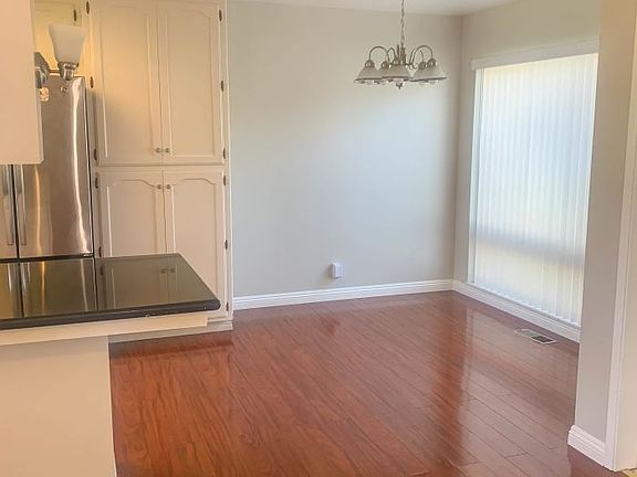 3rd image of 10353 Alpine Dr APT A