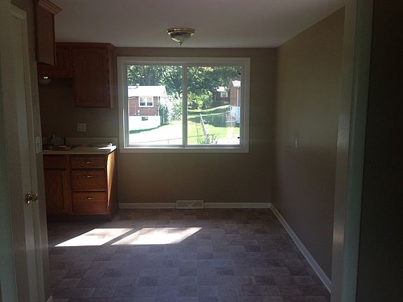 2nd image of 1307 NE 69th Ter