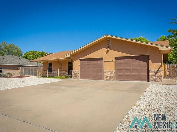 2nd image of 503 Park Dr