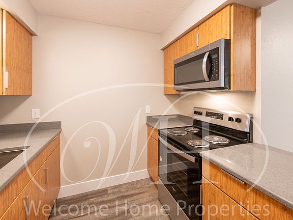 3rd image of 829 S 2nd Ave APT 7