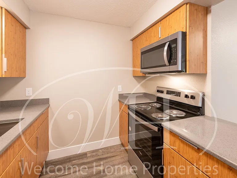 829 S 2nd Ave — Photo 3