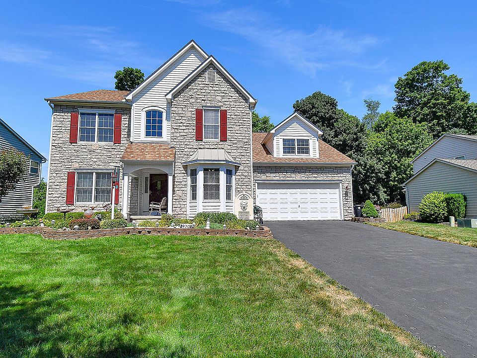 1st image of 970 Gray Dr