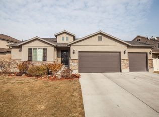 5258 W Sandwell Dr, West Valley City, UT 84120