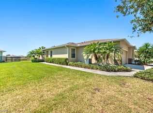 20564 Chestnut Ridge Dr, North Fort Myers, FL 33917