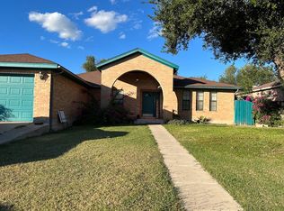 869 Paso Del Rio Blvd, Eagle Pass, TX 78852