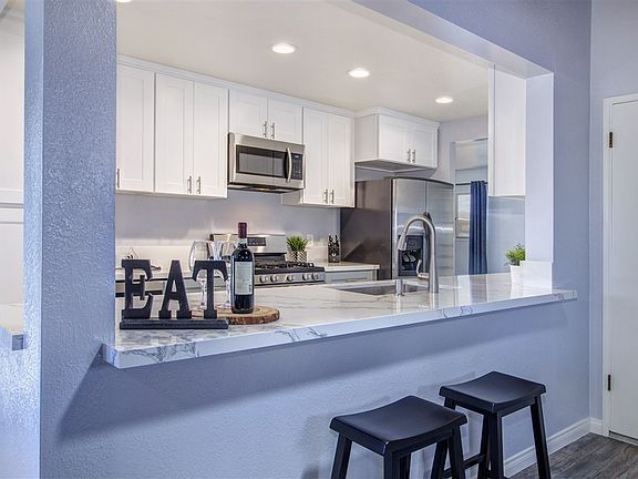 5th image of 5228 Tara Pl