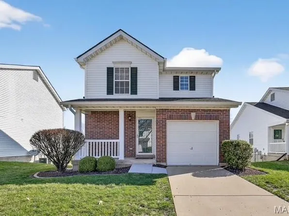 218 Centerfield Dr, O'Fallon, MO 63366