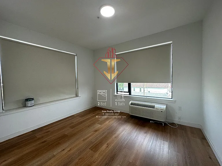 173-175 W 7th St #410 — Photo 6