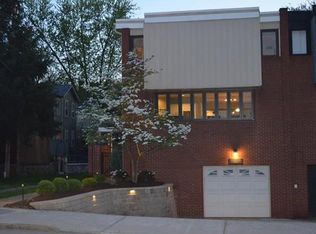 926 1/2 S Aiken Ave, Shadyside, PA