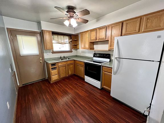 5th image of 3604 6th Ave