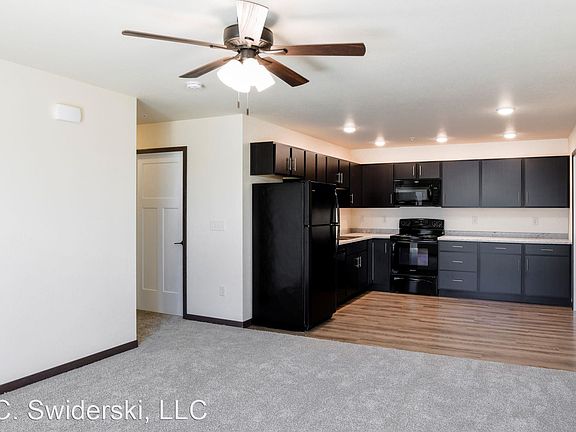 5th image of 1906 N Hume Ave #56