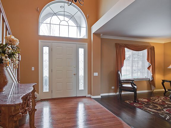 2nd image of 852 Tylerton Cir