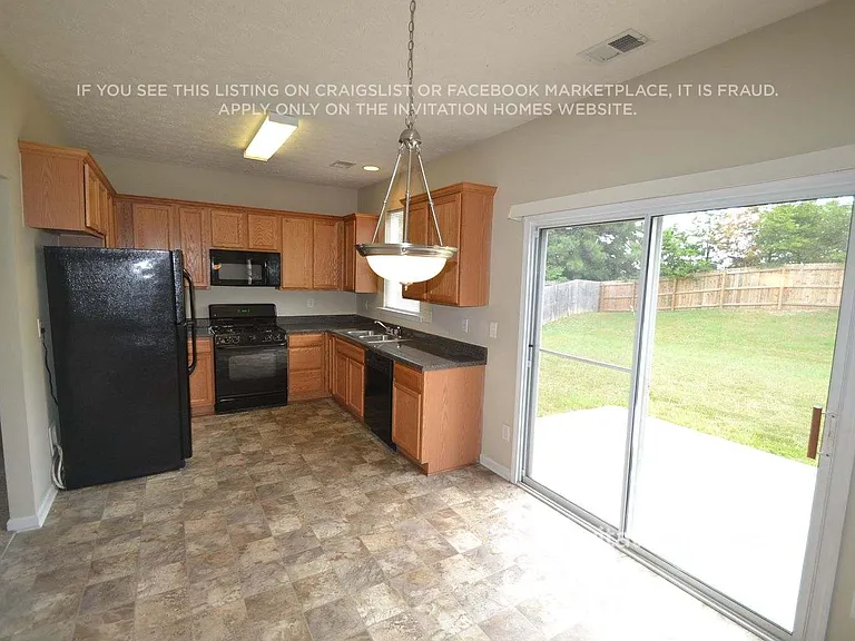 250 Silver Arrow Cir — Photo 3