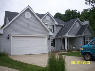 12172 Rule Place Ln, Maryland Heights, MO 63043