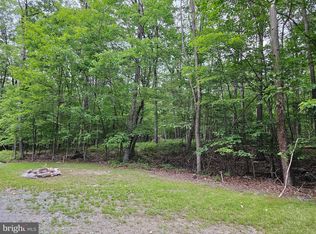 280 Trevor Dr, Great Cacapon, WV 25422