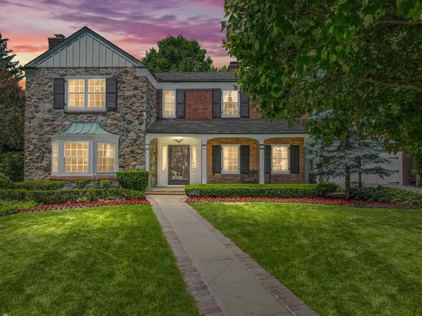280 Vendome Ct, Grosse Pointe Farms, MI 48236