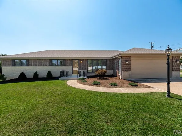 4456 Butler Hill Rd, Saint Louis, MO 63128