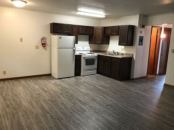 3rd image of 2332 S Duluth Ave #16