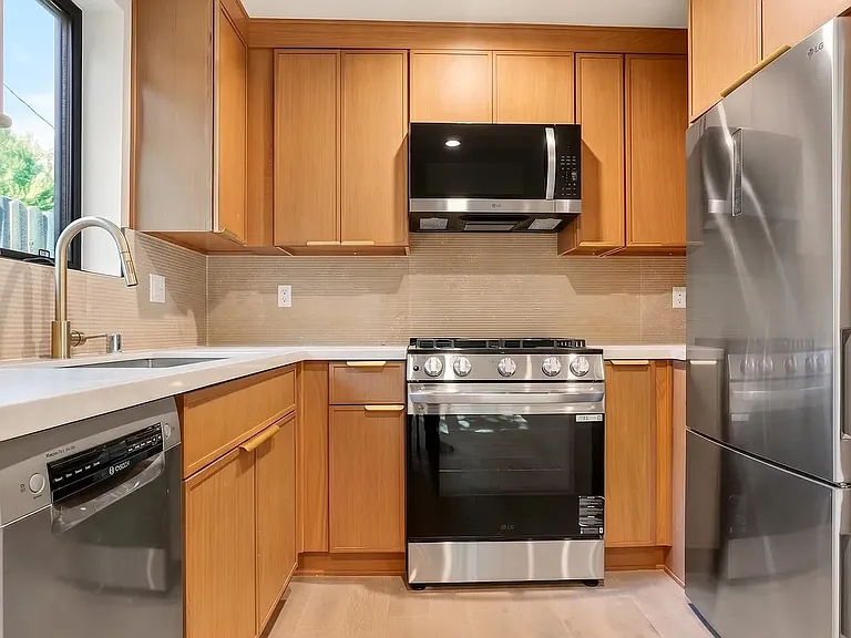 4817 Genesta Ave #1/2 — Photo 11