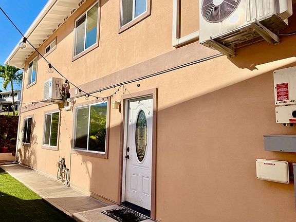 2nd image of 1310 Maalahi St