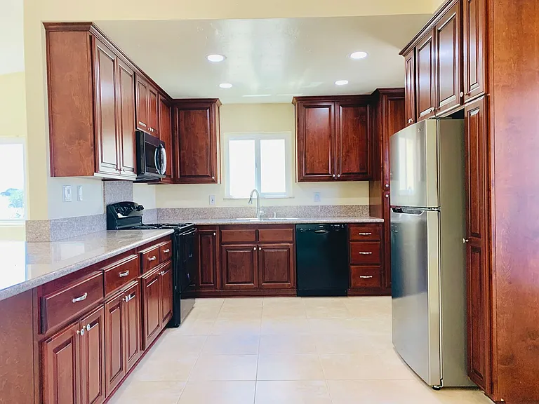 5277 Mount Ararat Dr — Photo 8