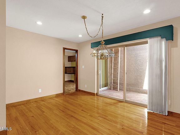 4th image of 4118 E LARKSPUR Drive