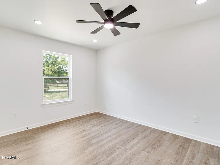 142 Racca Rd — Photo 13