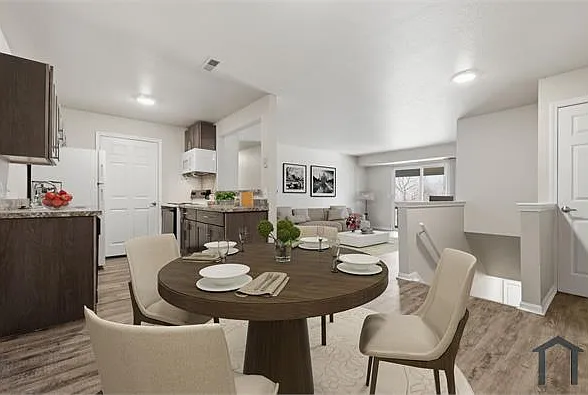 2 bed, 1176 sqft, $1,499 — Photo 4