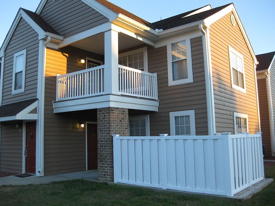 Front entrance & patio