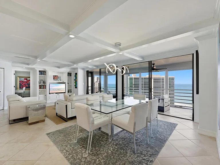 4751 Gulf Shore Blvd N #Penthouse 7 — Photo 10