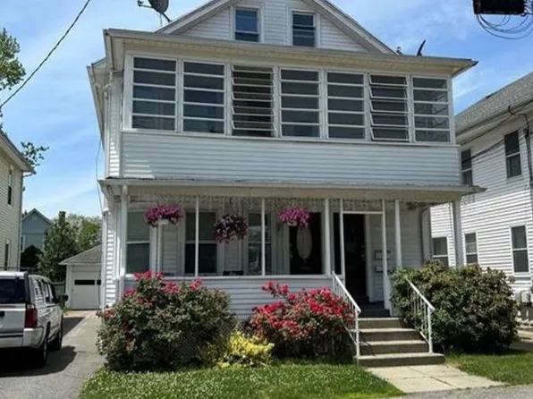 22 Ingleside Ave #2A, Providence, RI 02905