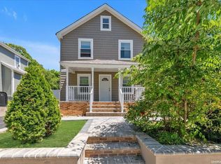 56 Tower St, Huntington Station, NY 11746