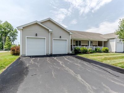 11 Morgan Ln #A, Smithfield, RI, 02917
