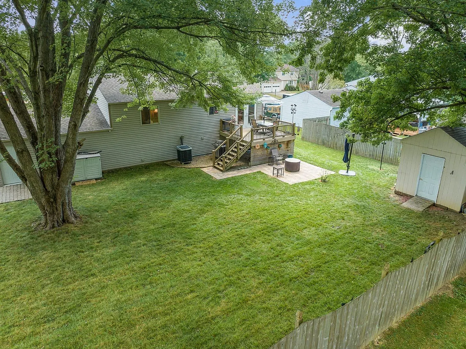4 bed, 1912 sqft, $2,650 — Photo 4