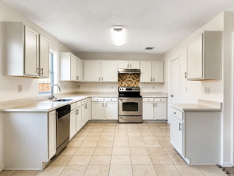 Kitchen with new quartz countertop