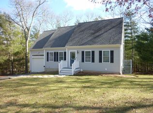 8 Cross Hill Rd, Forestdale, MA 02644