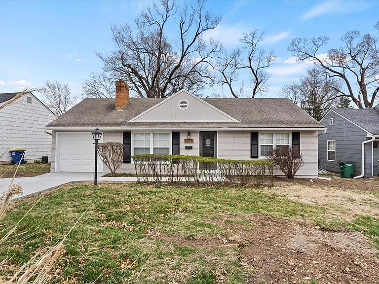 5205 Juniper Dr — Photo 1