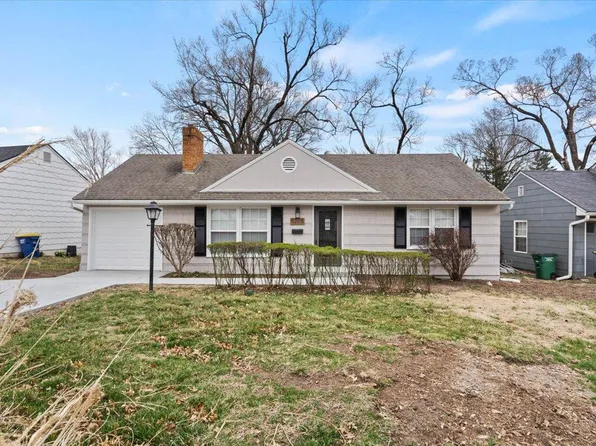 5205 Juniper Dr, Mission, KS 66205