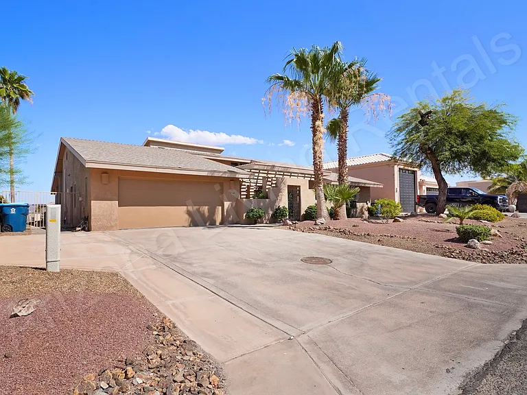 749 Paseo Granada — Photo 2