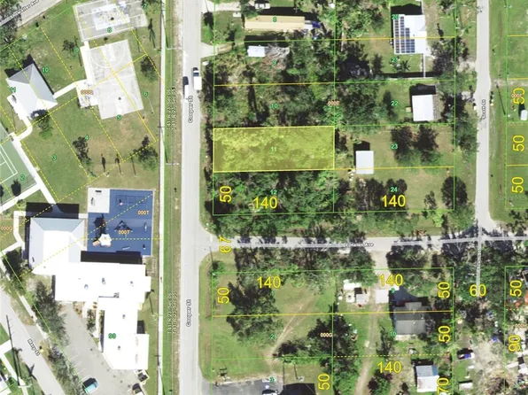 532 Cooper St #11, Punta Gorda, FL 33950